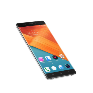 Thin Android Smartphones Compete for Consumer Attention